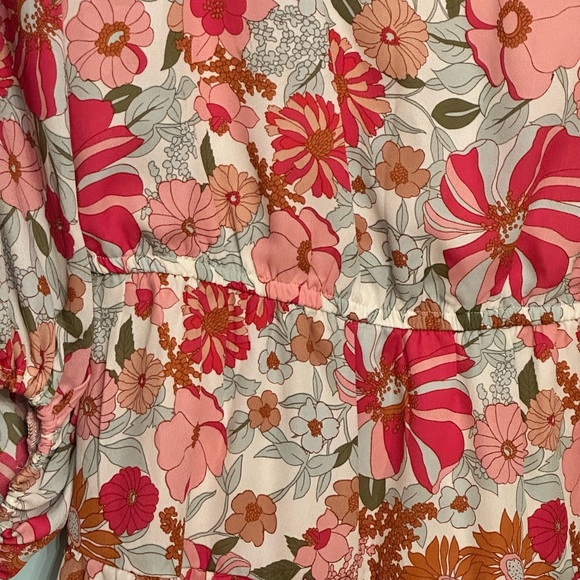 NWOT Stunning Dress - Picture 2 of 2